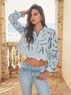 Chemisier à œillets recadré seychelle