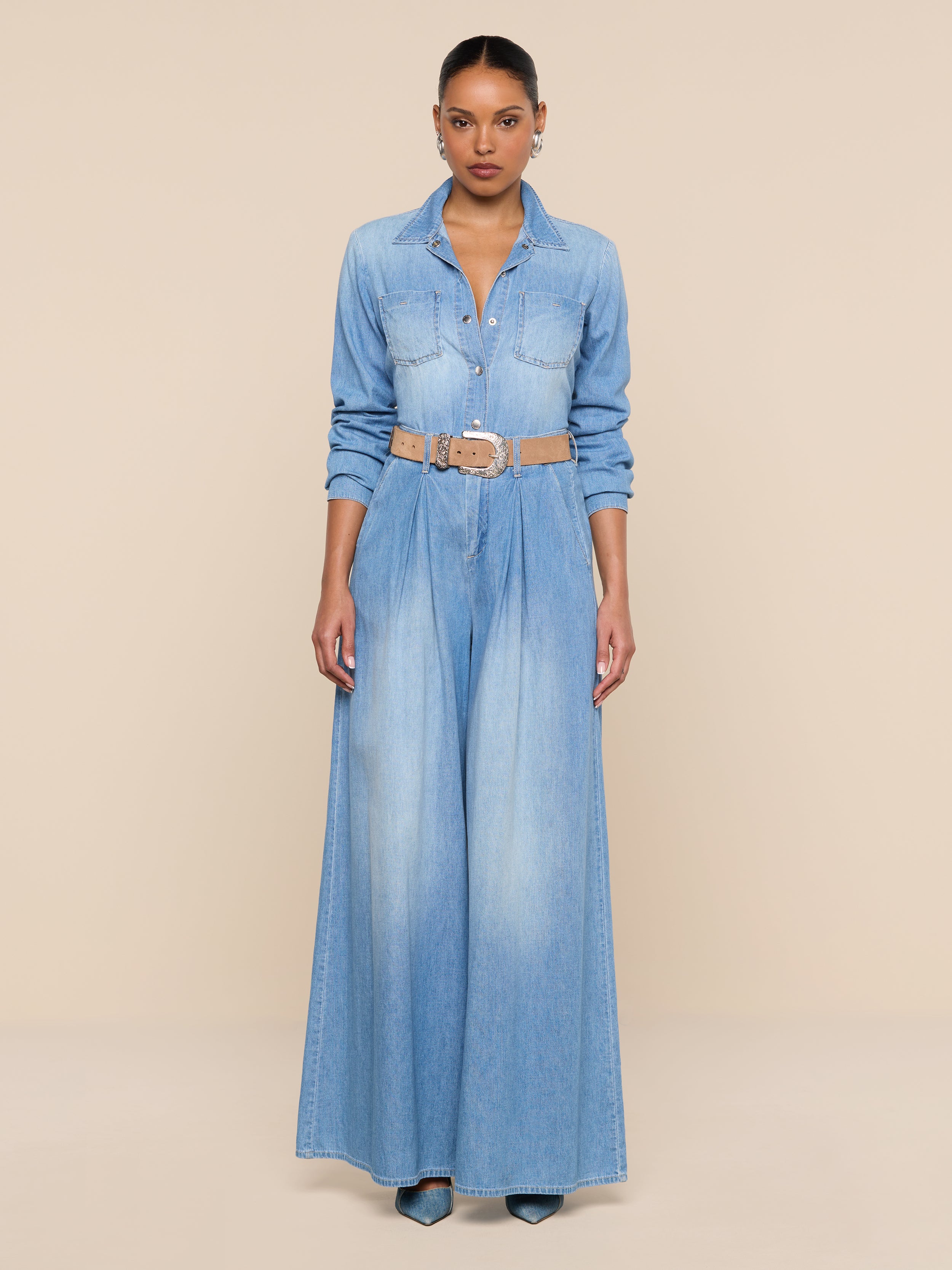 Lorenza Palazzo Jean in Havana | L'AGENCE