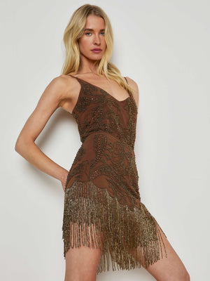 تنورة مصغرة من أولا