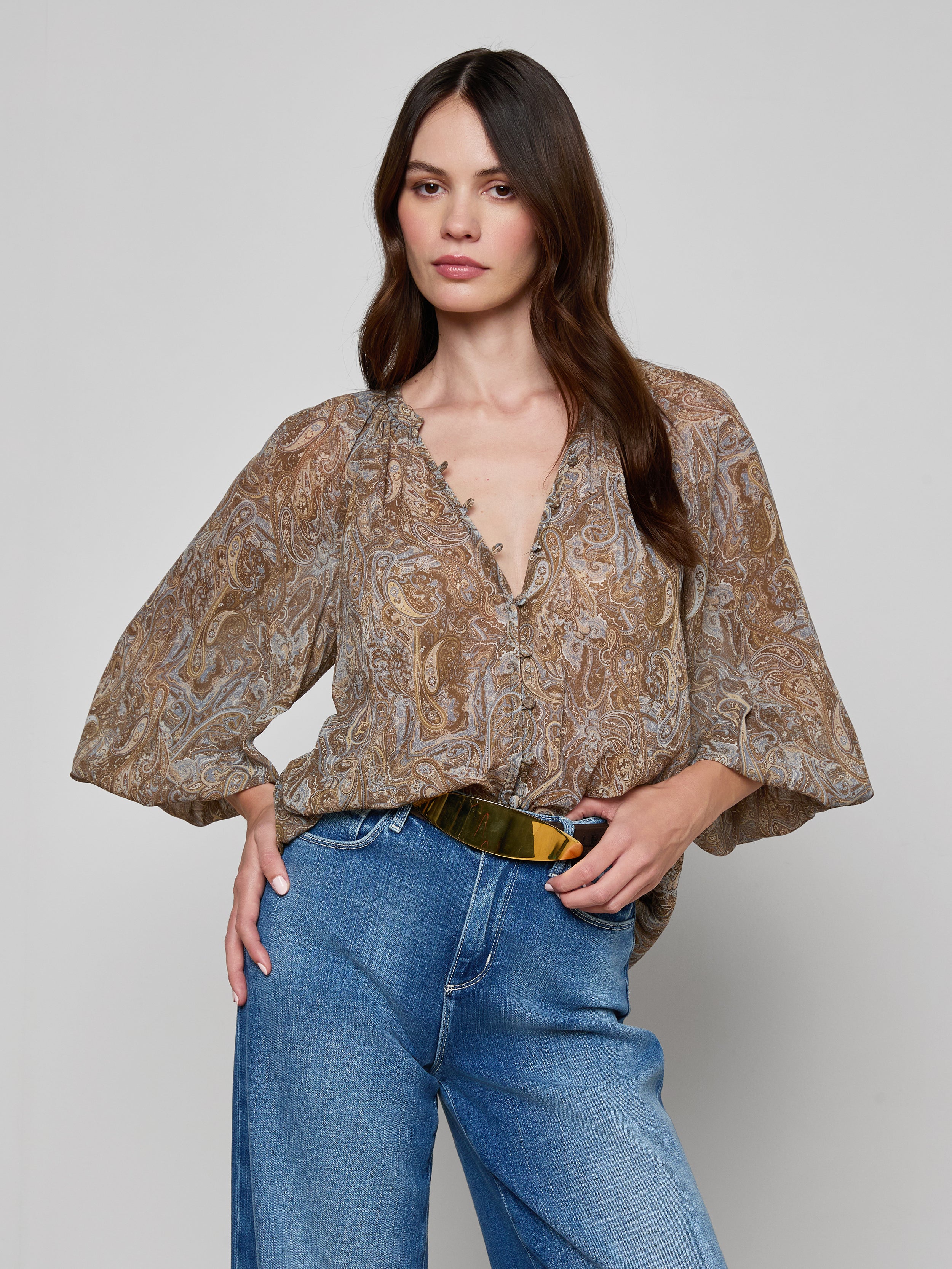 Teagan Blouse in Neutral/Blue Ditsy Paisley | L'AGENCE