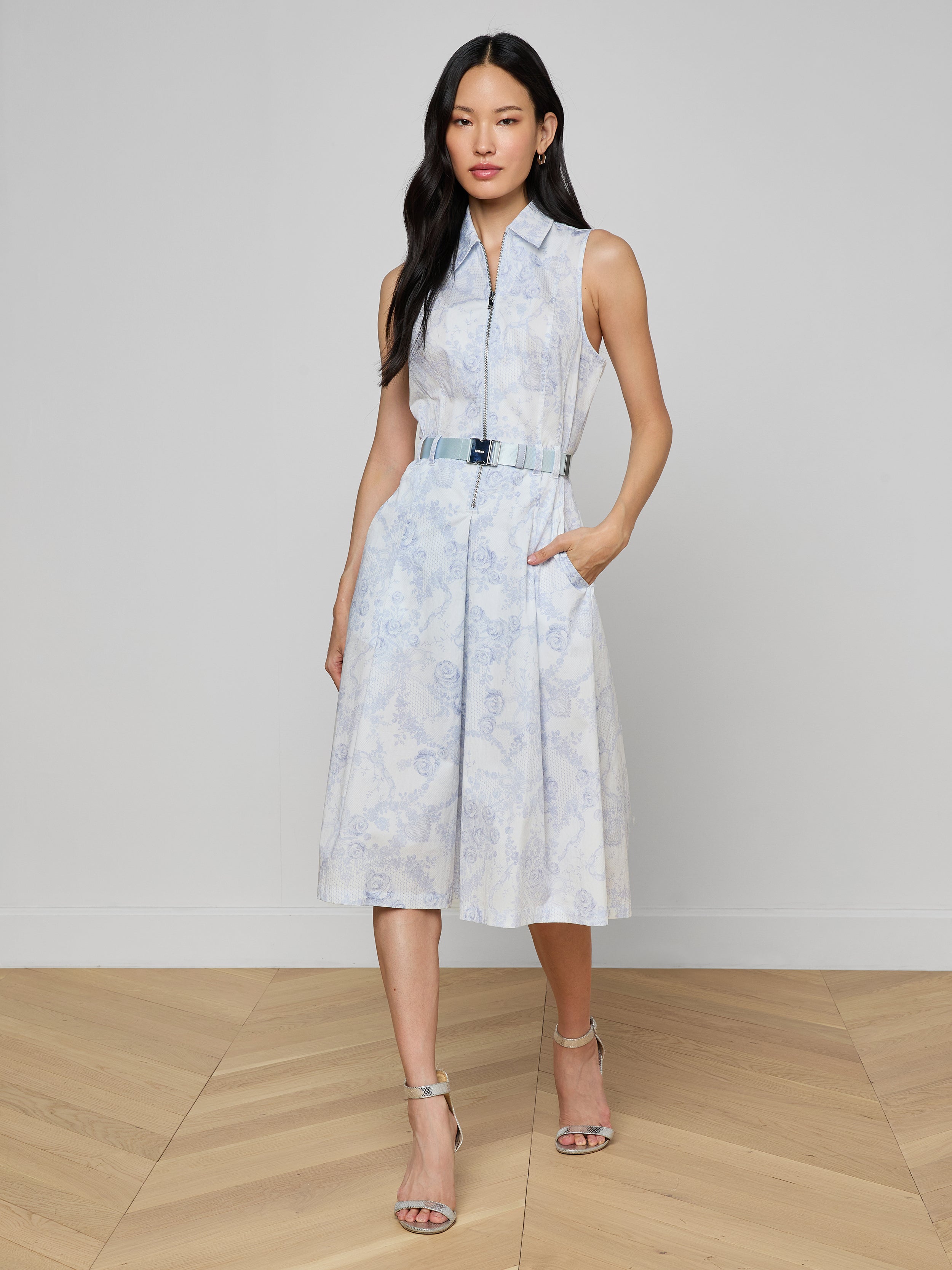 ILFELINO SOLO SUIT SHIRT BODY イルフェリーノ Kylo Shirt Dress in Ivory/Pale Mist Blue Lace Print | L'AGENCE