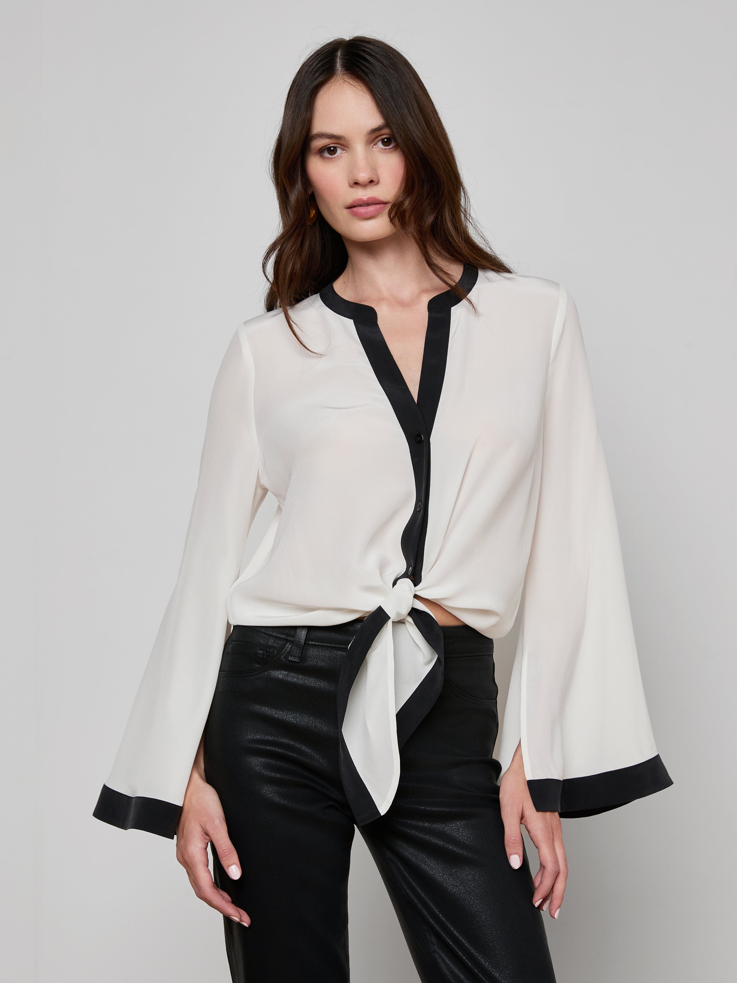Charlize Silk Blouse in Ivory/Black | L'AGENCE