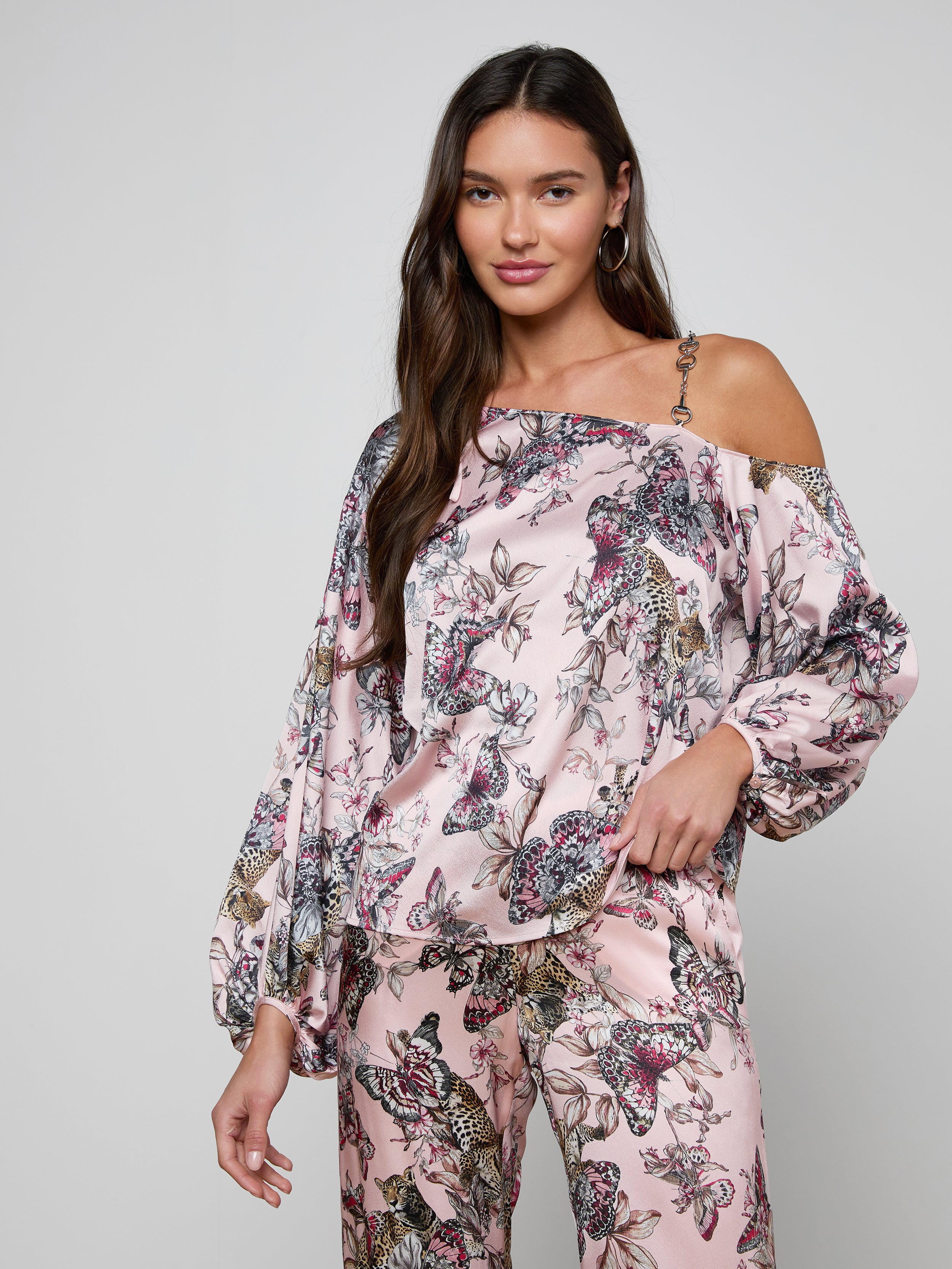 Asami Chain One-Shoulder Blouse in Light Nectar Pink Small Multi
