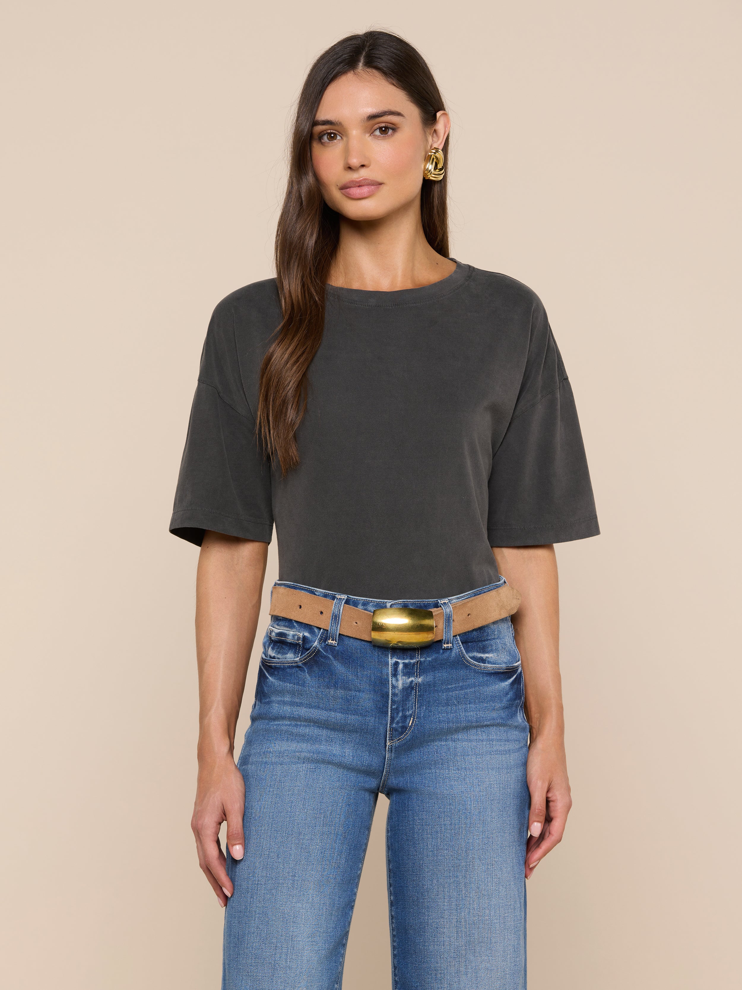 Daria Oversized Cropped Tee in Antique Black | L'AGENCE