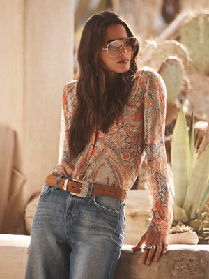 Image - Laurent Blouse L'AGENCE