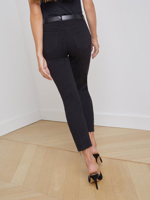 Women's Modern Mid-Rise Capri Pants - Time and Tru, Brown, Size 6