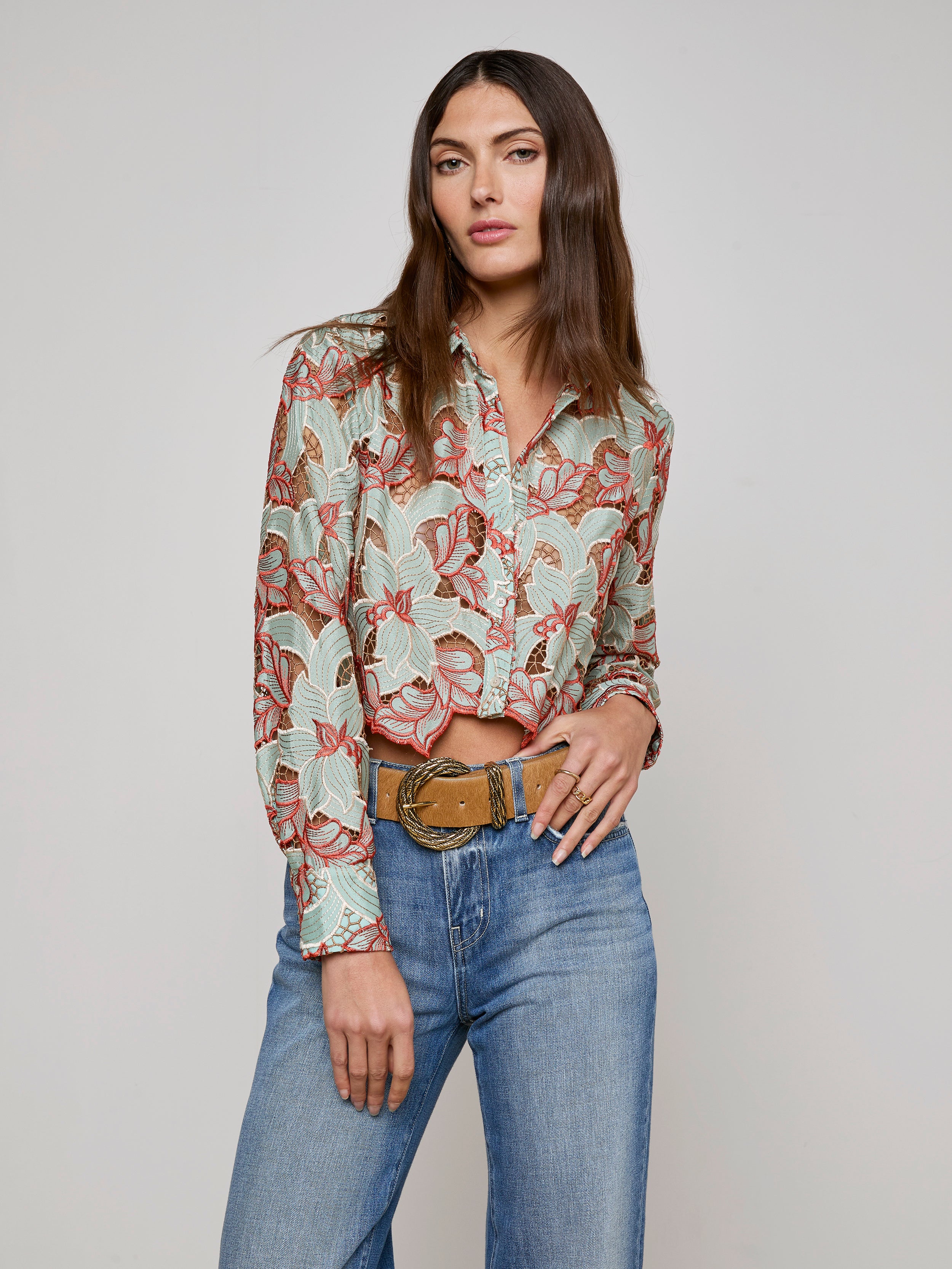 Akemi Cropped Lace Top