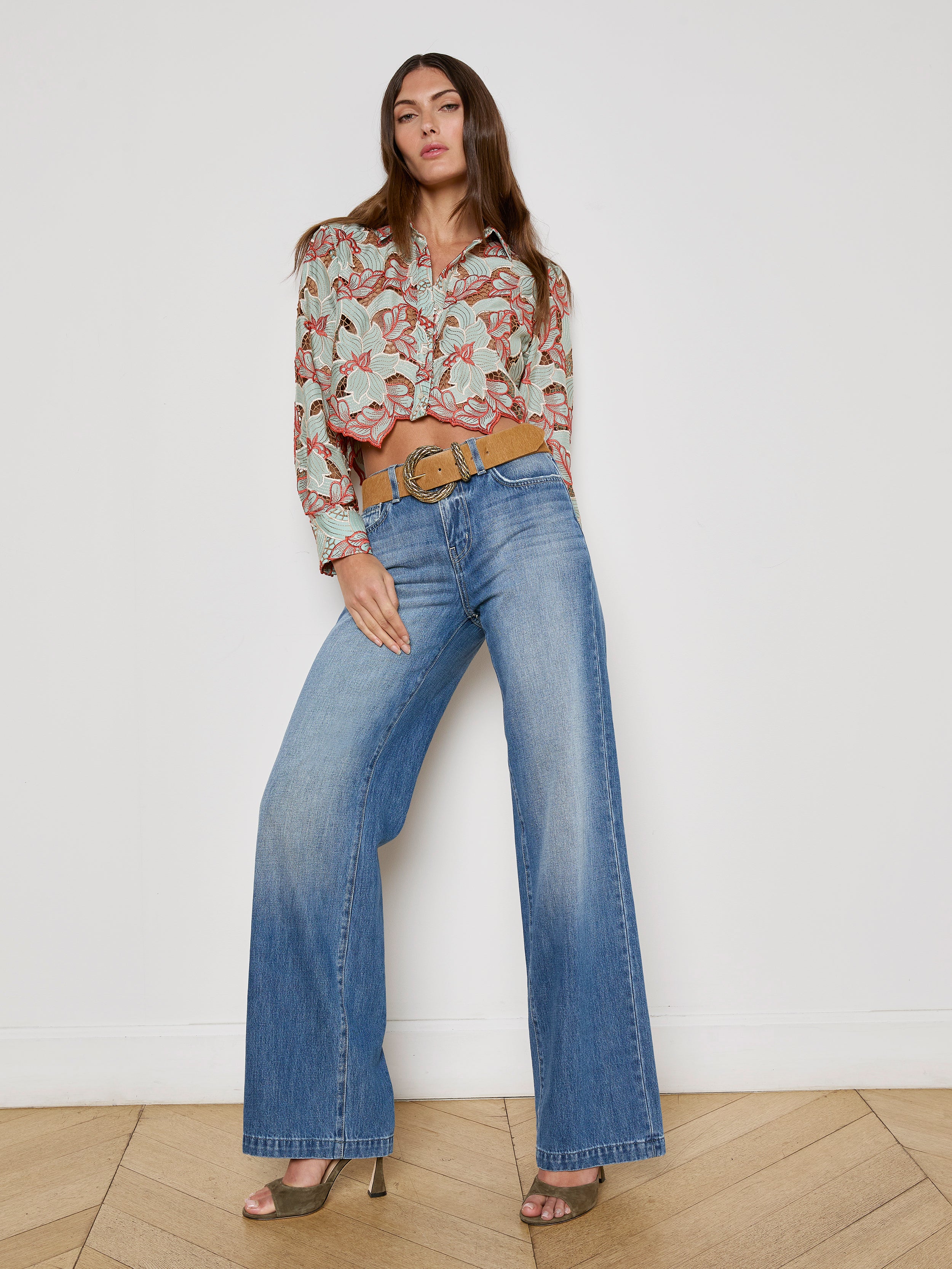 Akemi Cropped Lace Top
