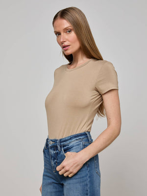 Ressi Fitted Tee