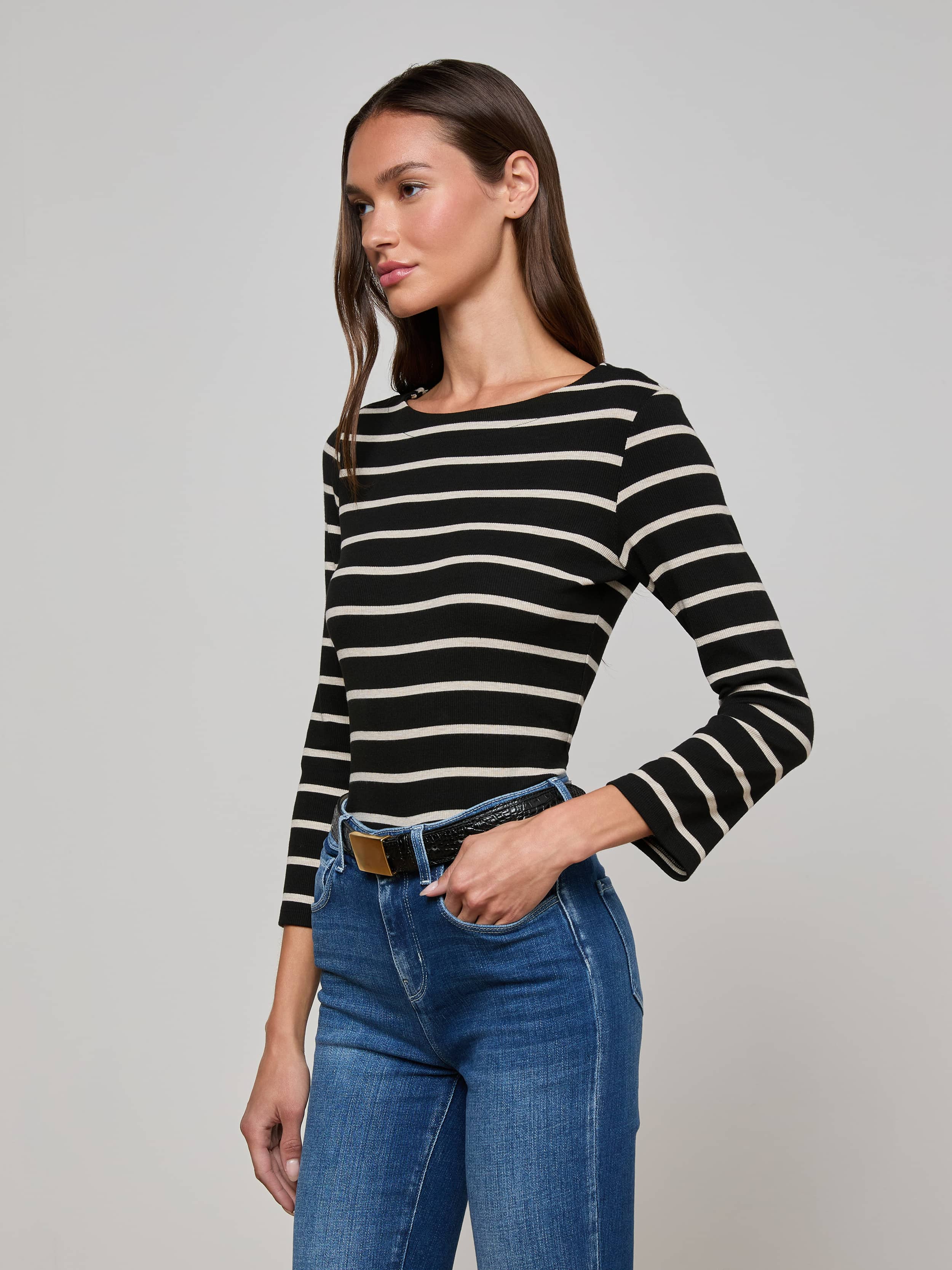 L'AGENCE 売れ筋商品|||ラジャンス Tシャツ トップス レディース T-shirts White Women's L'AGENCE Designer T-Shirts | Saks Fifth Avenue