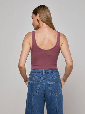 نيكا scoopneck bodysuit
