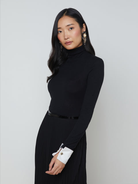 Flora Poplin Cuff Turtleneck sweater L'AGENCE   