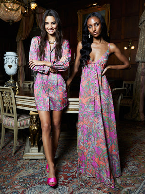 Image - Demetria and Stefanie in rhodamine  print  L'AGENCE   