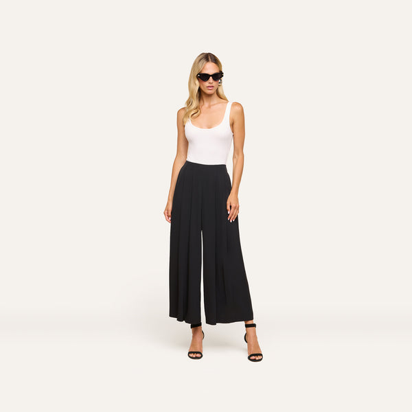 Novalynn Cropped Pleated Pant in Black | L'AGENCE